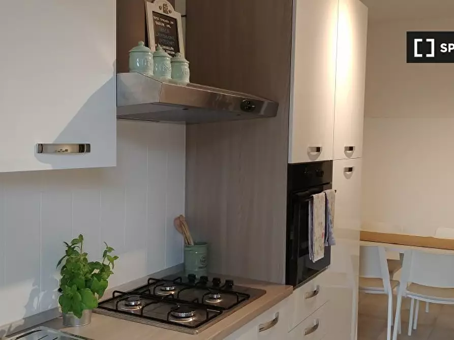 Immagine 13 di Camera condivisa in affitto  in Via Luigi Pellizzo a Padova