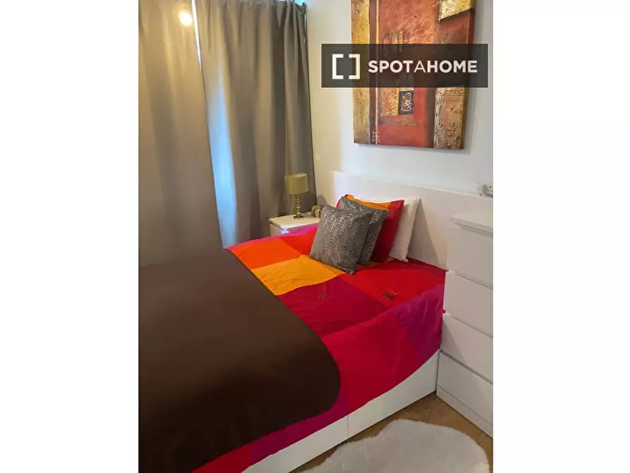 Immagine 14 di Appartamento in affitto  in Staveley Gardens a Hounslow