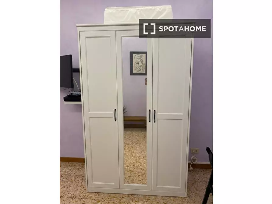 Immagine 6 di Camera condivisa in affitto  in Via Cipro a Roma