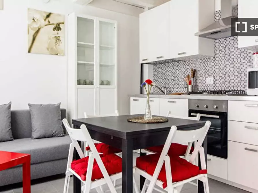 Immagine 5 di Camera condivisa in affitto  in Via Oreste Regnoli a Bologna