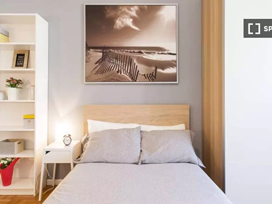 Immagine 6 di Camera condivisa in affitto  in Viale Emilio Caldara a Milano