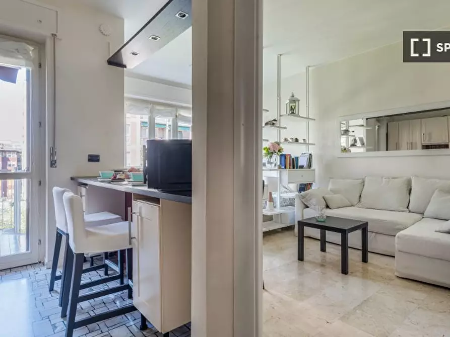 Immagine 15 di Appartamento in affitto  in Via Alfonso Capecelatro a Milano