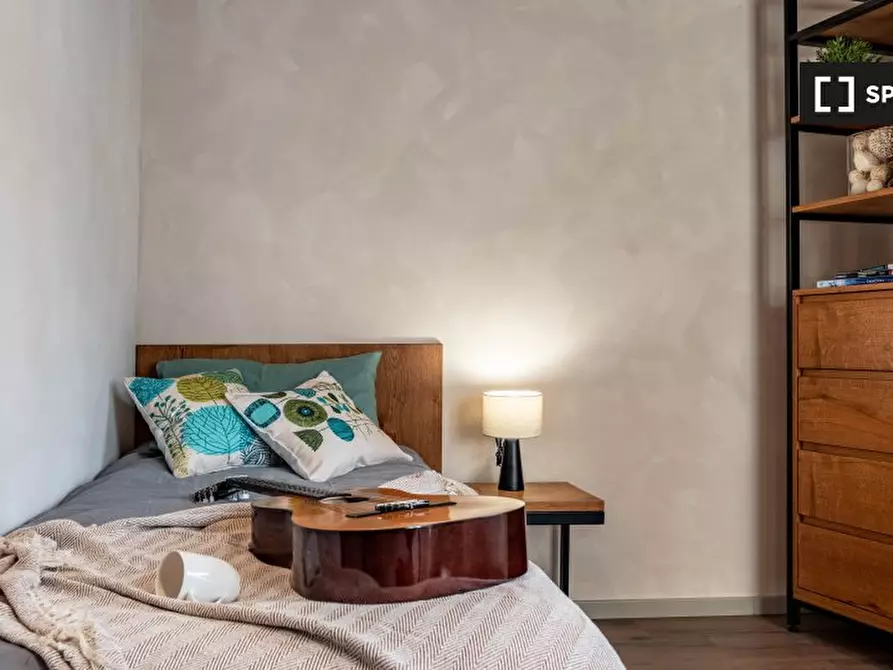 Immagine 2 di Camera condivisa in affitto  in Via Paganini a Rovereto