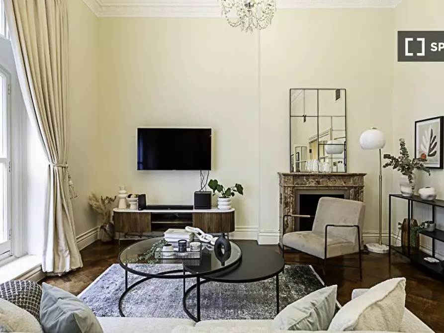 Immagine 3 di Appartamento in affitto  in -13 Kensington Court a Kensington