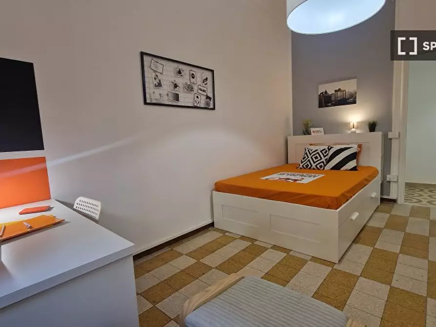 Immagine 5 di Camera condivisa in affitto  in Viale Angelico a Roma