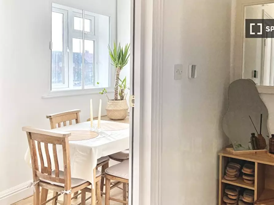Immagine 4 di Appartamento in affitto  in Malden Way a Kingston Upon Thames