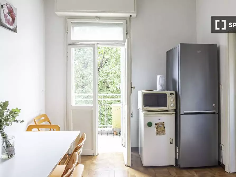 Immagine 17 di Camera condivisa in affitto  in Via Donato Creti a Bologna