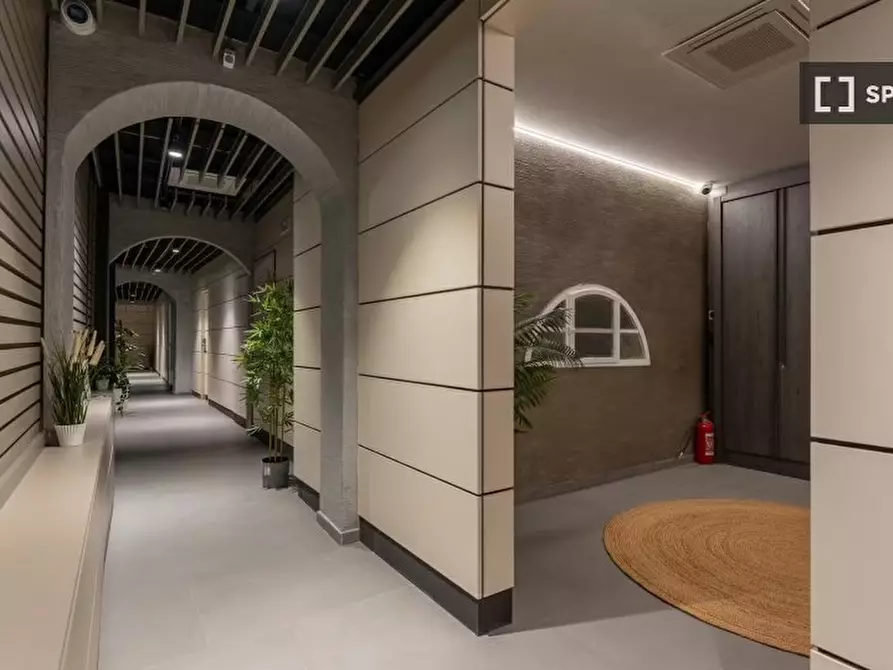 Immagine 12 di Camera condivisa in affitto  in Via Faenza a Firenze