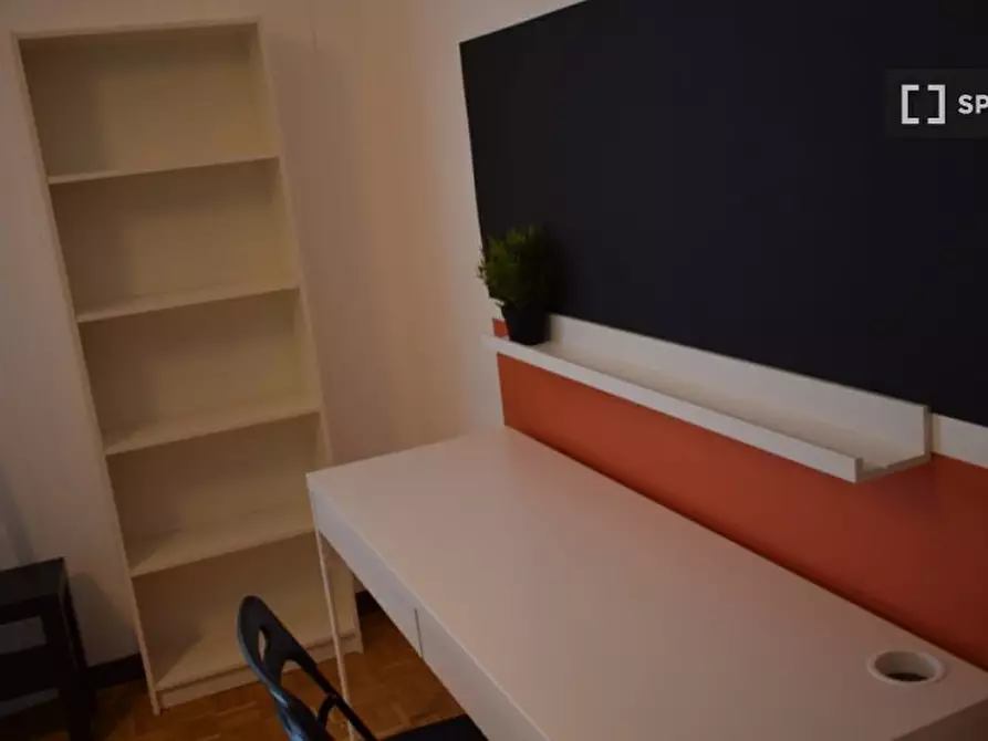 Immagine 6 di Camera condivisa in affitto  in Rocca D'anfo a Brescia