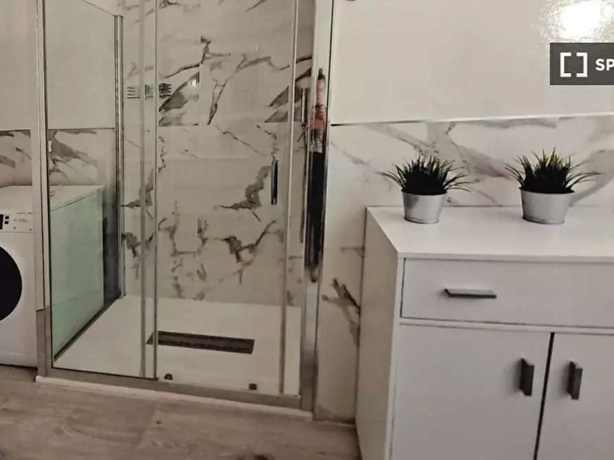 Immagine 9 di Camera condivisa in affitto  in Viale Europa a Brescia