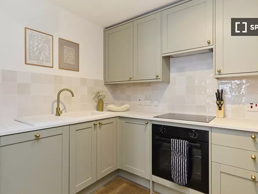 Immagine 4 di Appartamento in affitto  in Fulham Road a Hammersmith