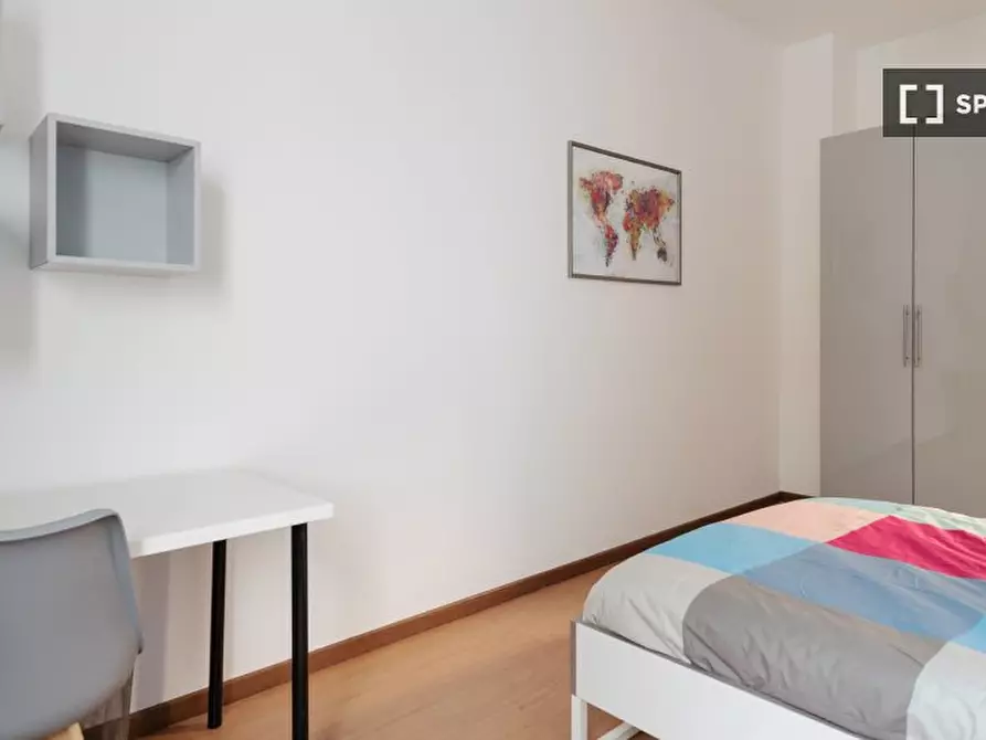 Immagine 1 di Camera condivisa in affitto  in Via Ernesto Breda a Milano