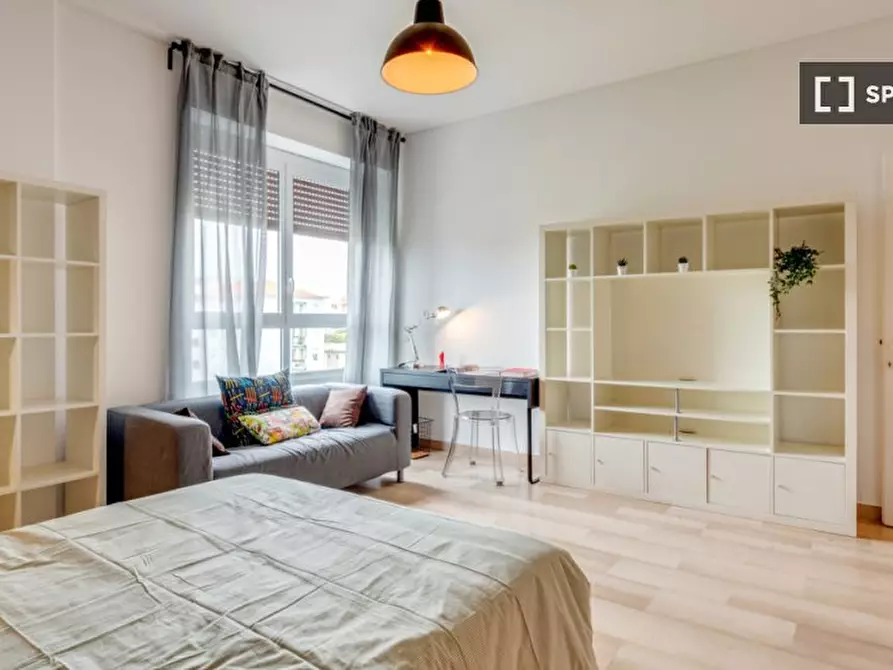 Immagine 4 di Camera condivisa in affitto  in Viale Tibaldi a Milano