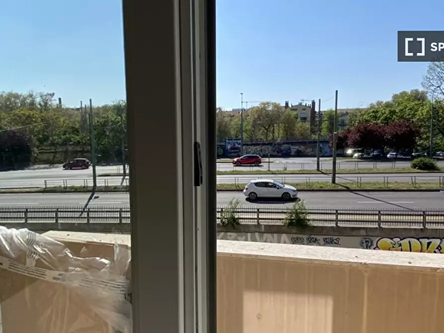 Immagine 14 di Appartamento in affitto  in Viale Cassala a Milano