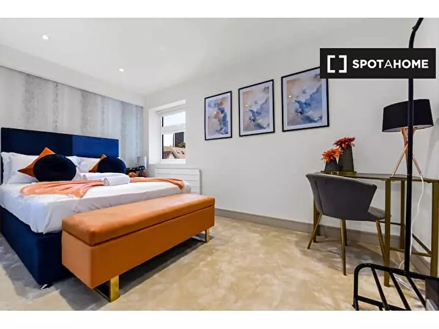 Immagine 2 di Appartamento in affitto  in Flat Goldman House - 122 Wembley Park drive HA9 8HP a Brent