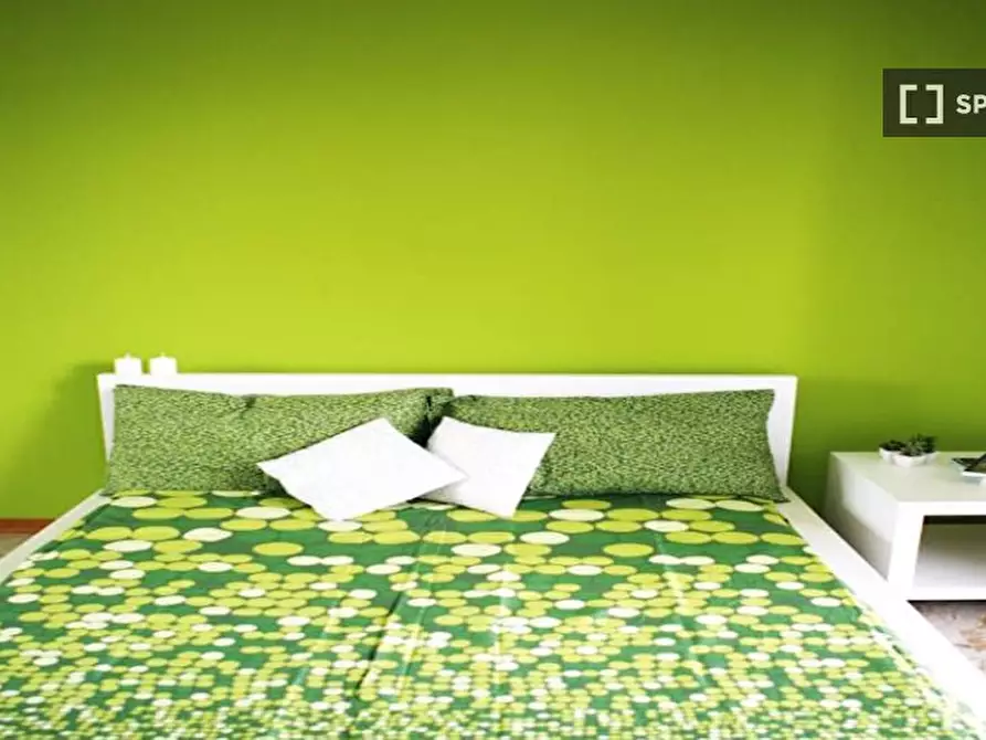 Immagine 2 di Camera condivisa in affitto  in Viale Abruzzi a Milano