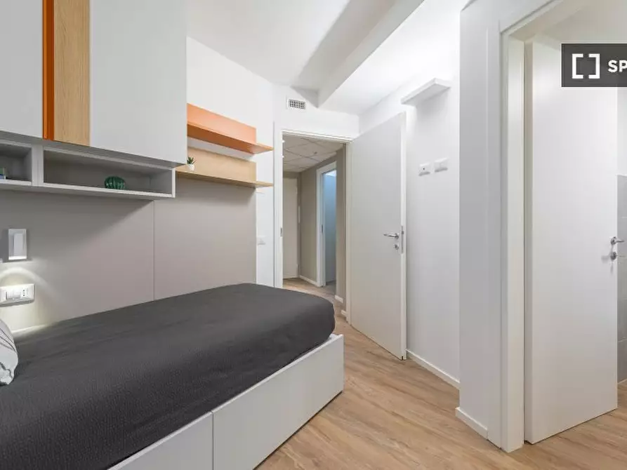 Immagine 5 di Camera condivisa in affitto  in San Giovanni a Trento