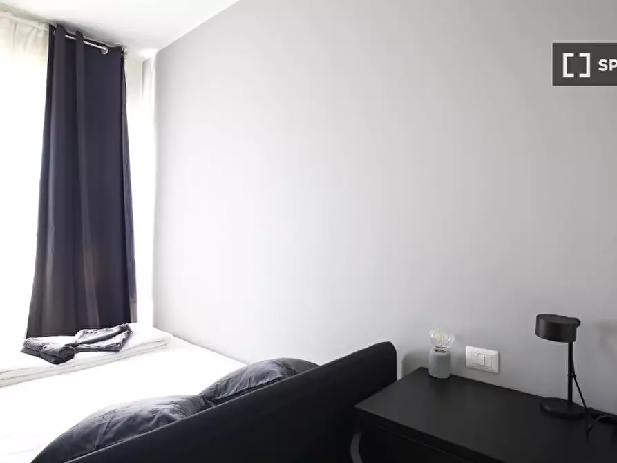 Immagine 6 di Camera condivisa in affitto  in Via Benjamin Constant a Milano