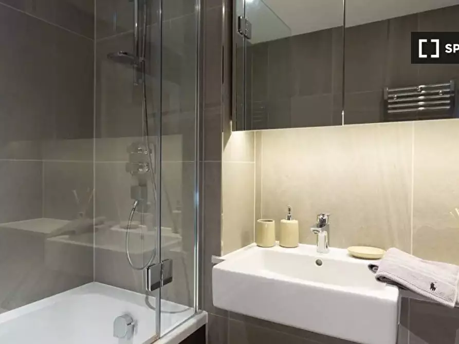 Immagine 4 di Appartamento in affitto  in flat a Greenwich