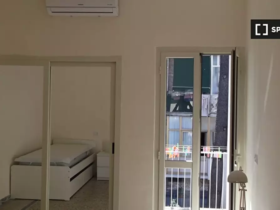 Immagine 9 di Camera condivisa in affitto  in Via Domenico Quaranta a Napoli