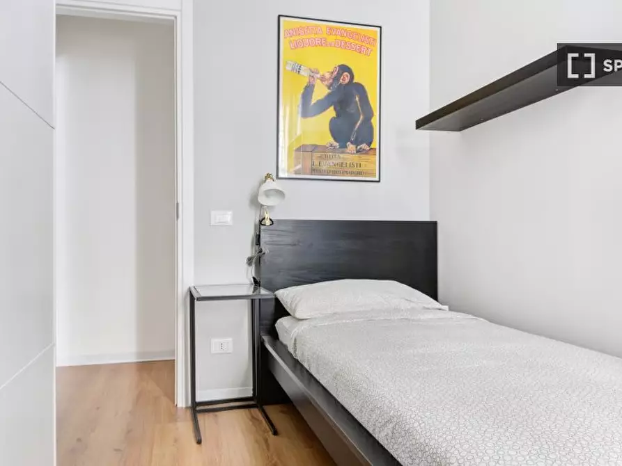 Immagine 1 di Camera condivisa in affitto  in Via Stromboli a Milano