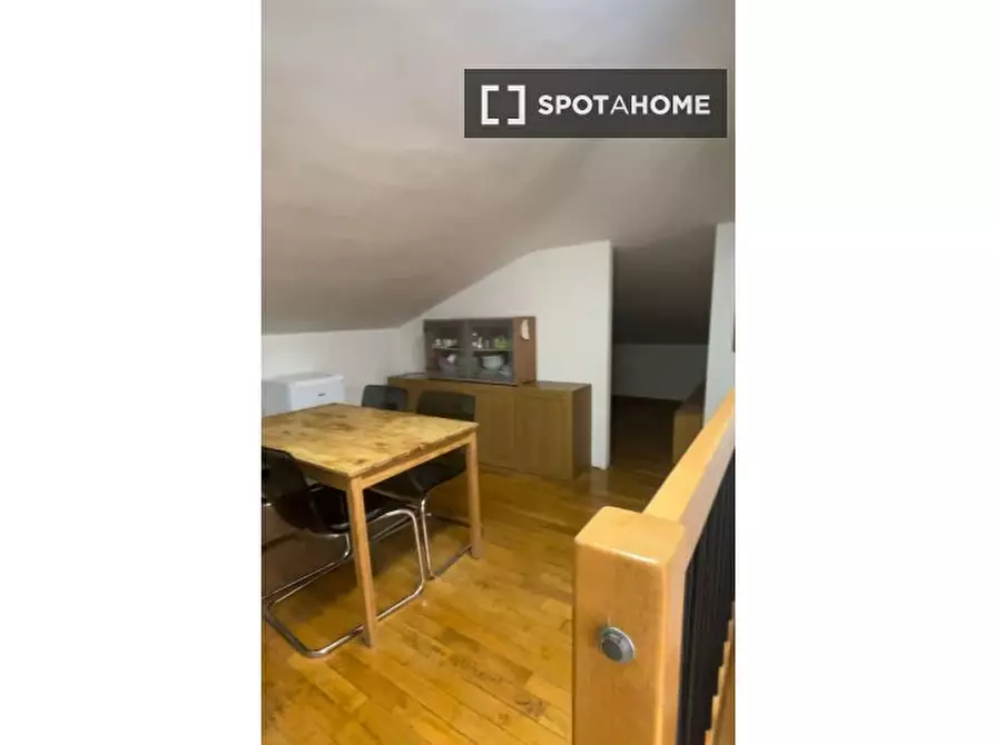 Immagine 9 di Camera condivisa in affitto  in Via Giorgio Sommer a Roma