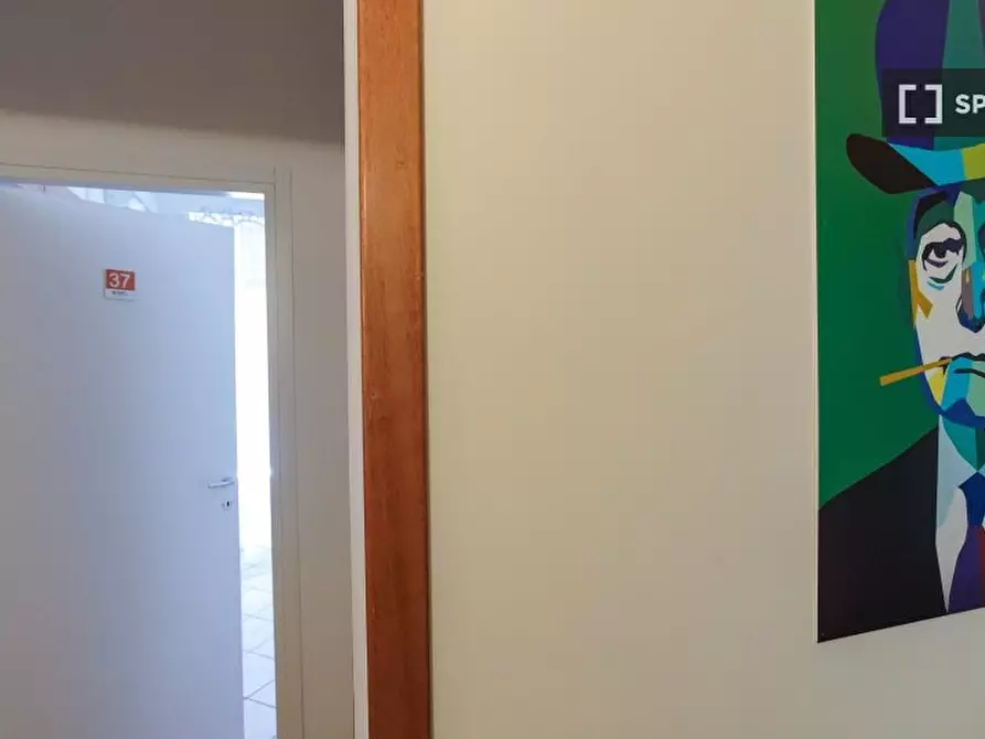 Immagine 14 di Camera condivisa in affitto  in Via Pignasecca n. a Napoli