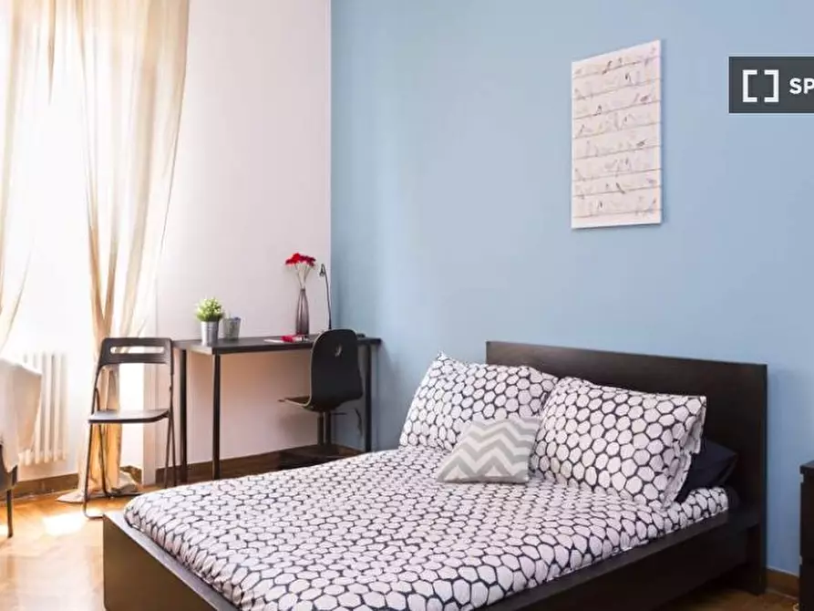 Immagine 1 di Camera condivisa in affitto  in Viale Argonne a Milano