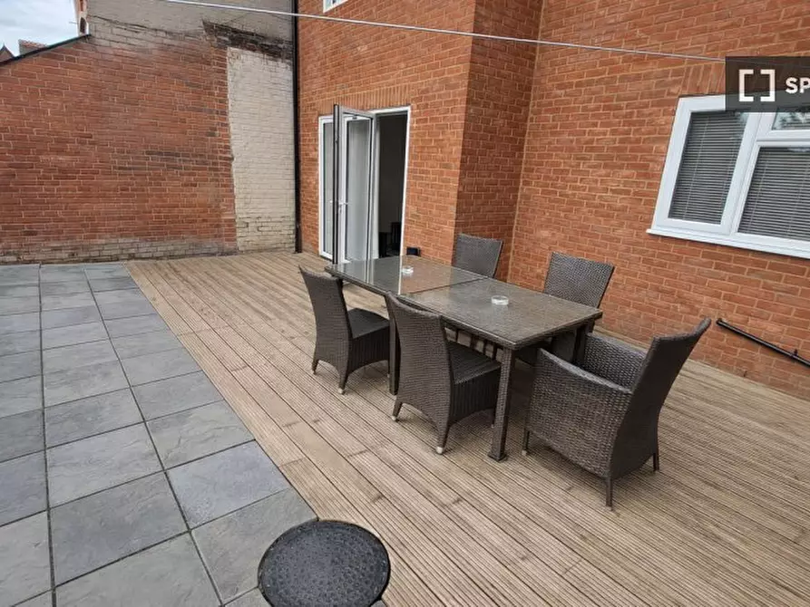Immagine 5 di Appartamento in affitto  in Salisbury Road a 