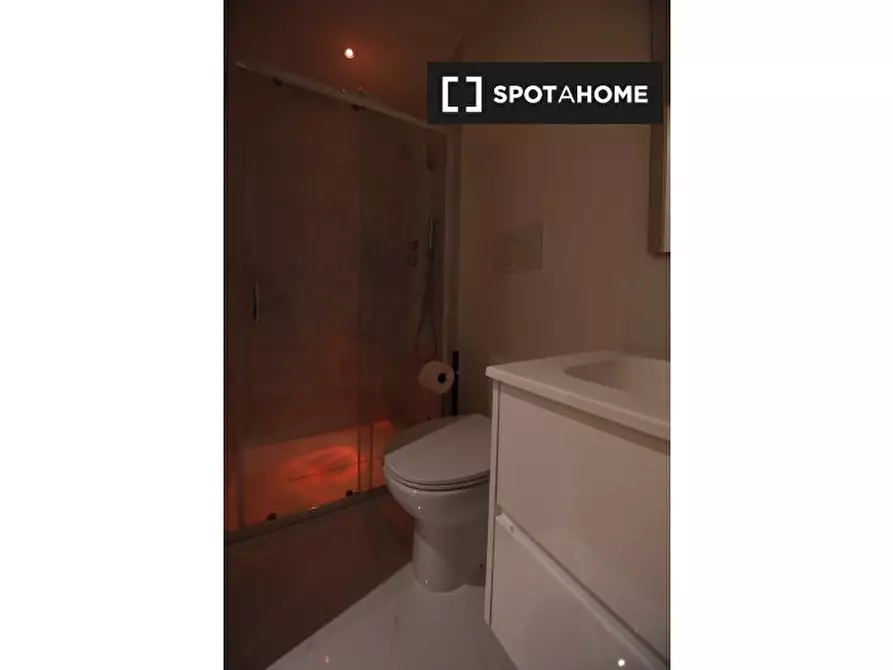 Immagine 12 di Ufficio in affitto  in Via Siro Capsoni a Milano