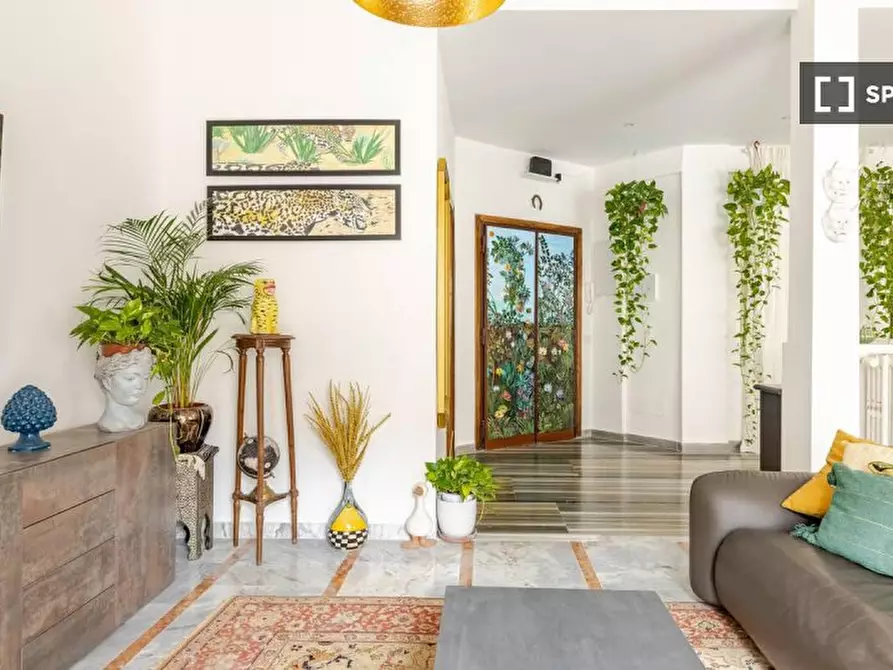 Immagine 5 di Appartamento in affitto  in Via Tolero a Roma