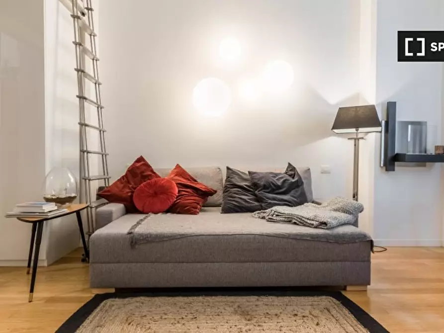 Immagine 2 di Appartamento in affitto  in Via Paolo Frisi a Milano