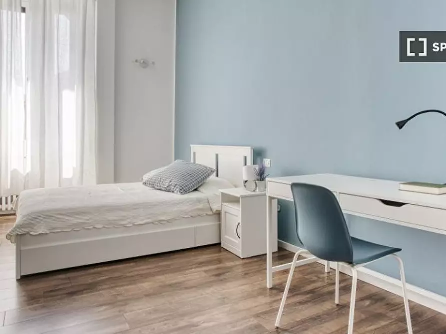 Immagine 1 di Camera condivisa in affitto  in Via Pellegrino Rossi a Milano