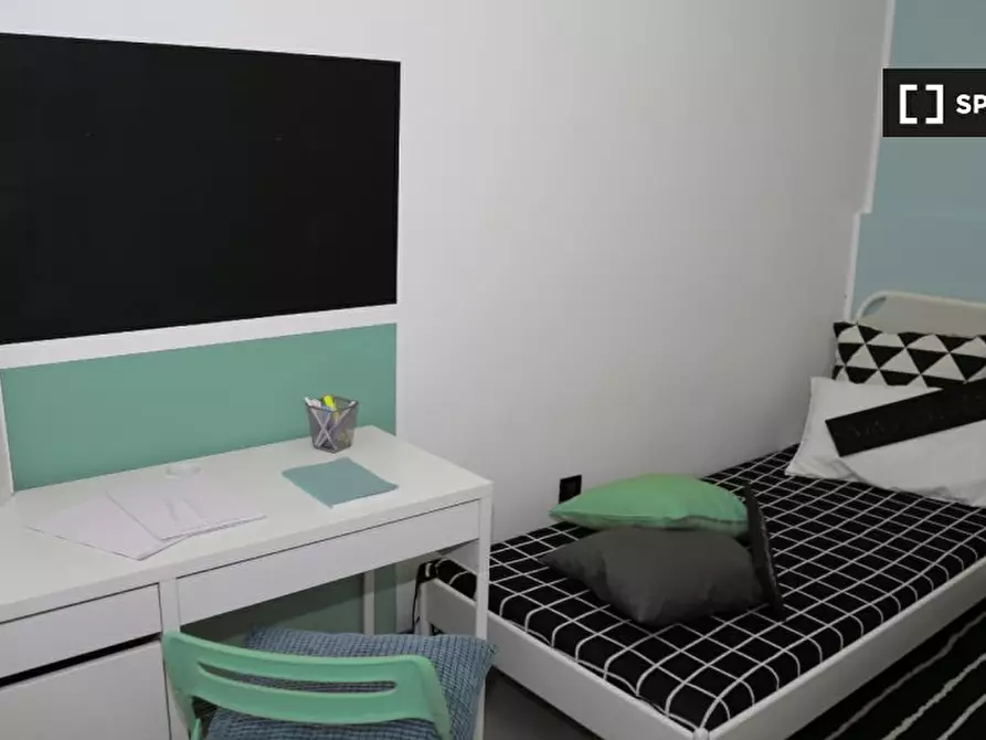 Immagine 2 di Camera condivisa in affitto  in Via S. Marco a Trento