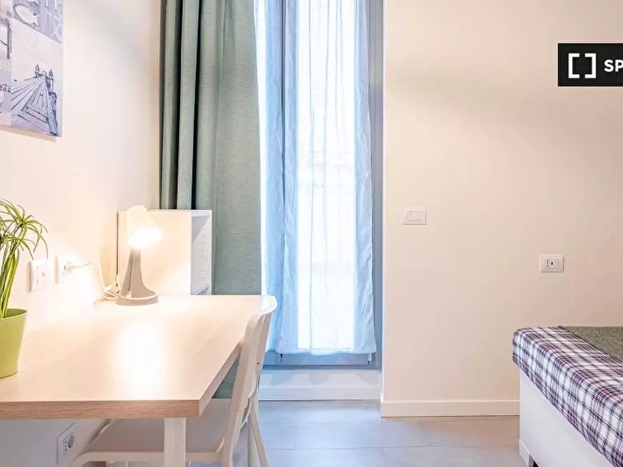 Immagine 3 di Camera condivisa in affitto  in Viale Monza a Milano