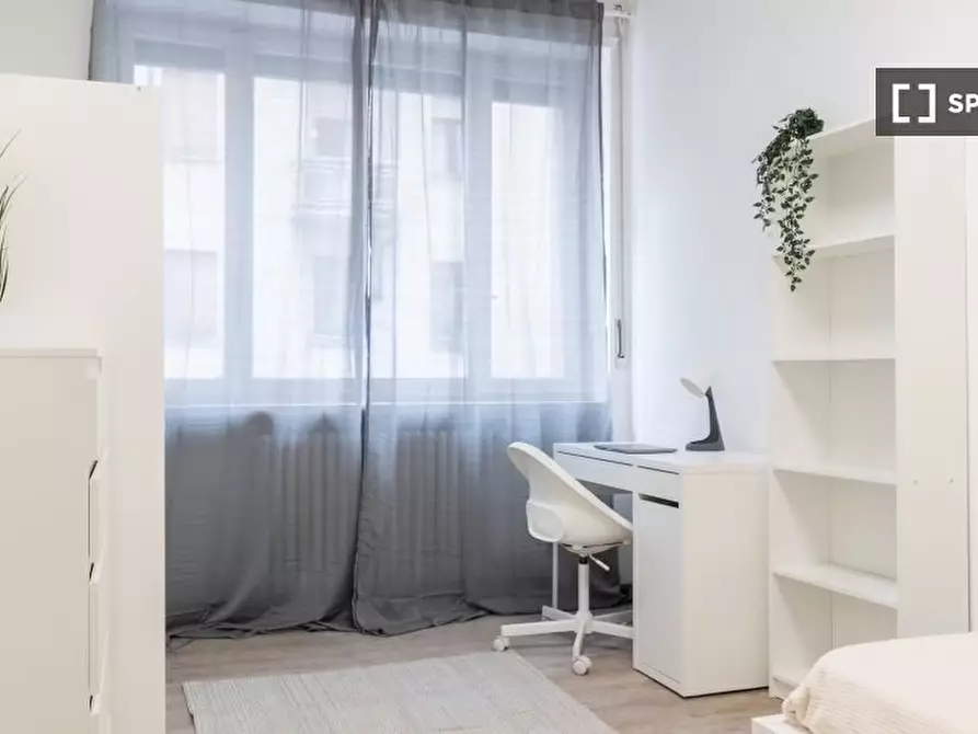 Immagine 2 di Camera condivisa in affitto  in Via Elba a Torino