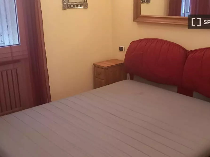 Immagine 5 di Appartamento in affitto  in Via Friuli a Milano