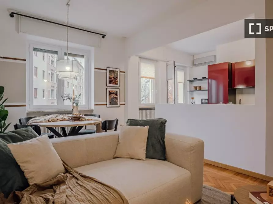 Immagine 2 di Appartamento in affitto  in Via Ippolito Nievo a Milano