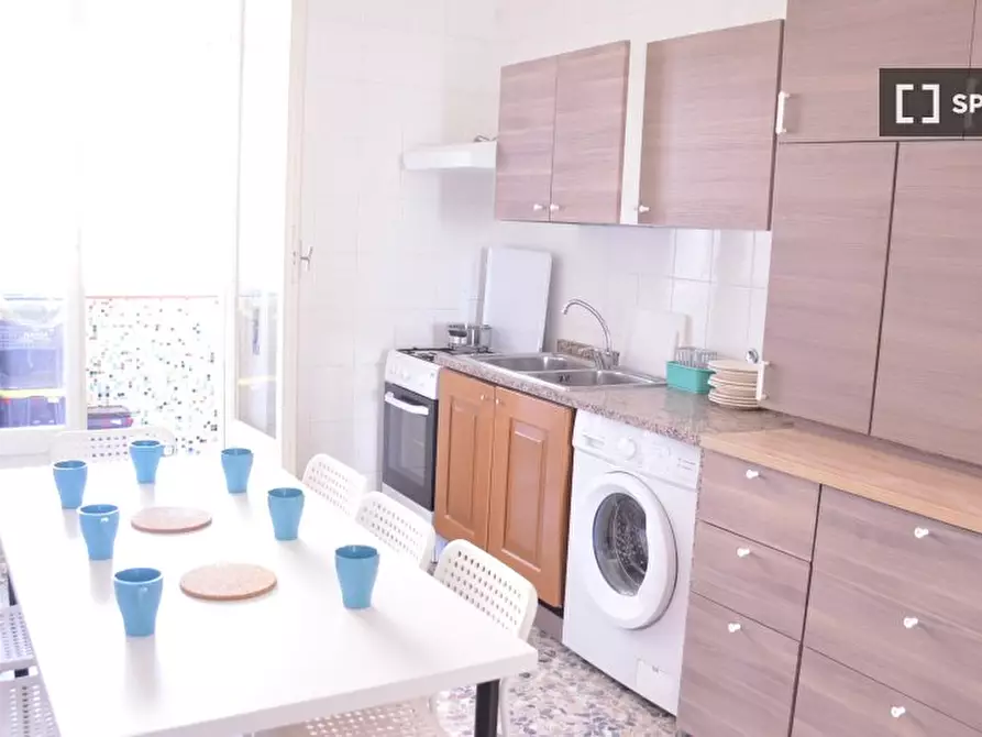 Immagine 6 di Camera condivisa in affitto  in Via dei Passeri a Cagliari