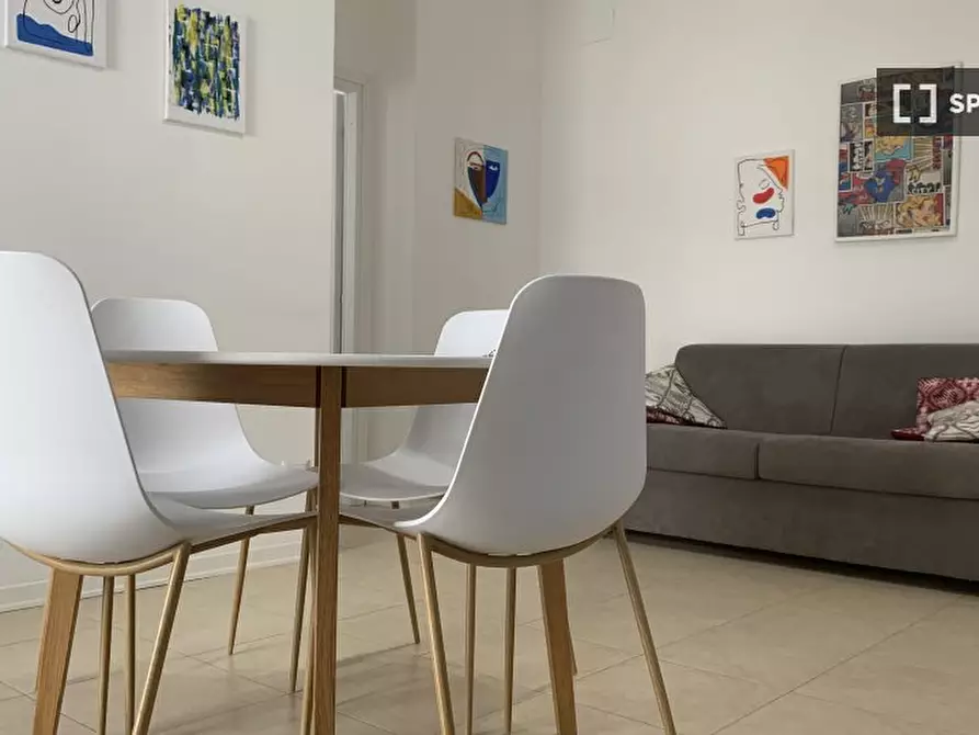 Immagine 1 di Appartamento in affitto  in Via Gualtiero Serafino a Roma