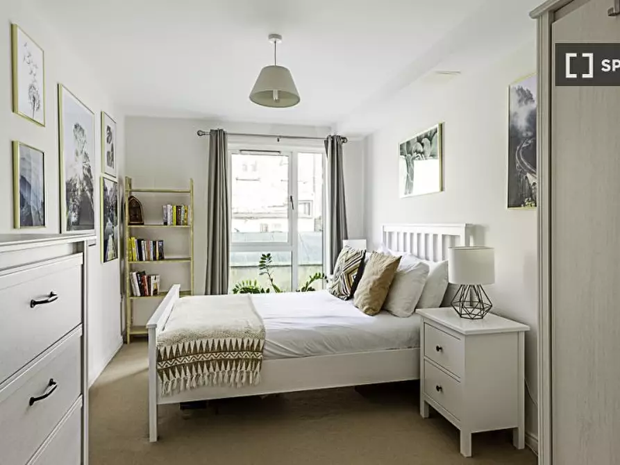 Immagine 9 di Appartamento in affitto  in New Road a Poplar