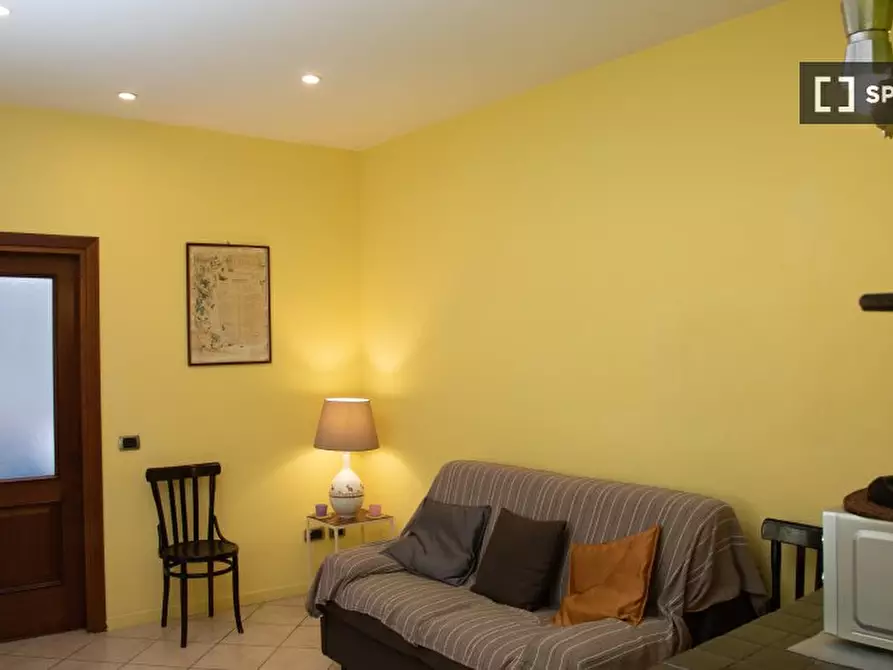 Immagine 16 di Appartamento in affitto  in C.so Vittorio Emanuele a Napoli