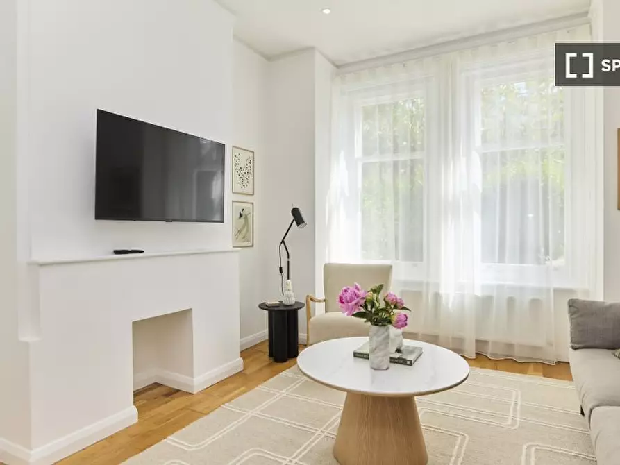 Immagine 15 di Appartamento in affitto  in Barcombe Avenue a Lambeth
