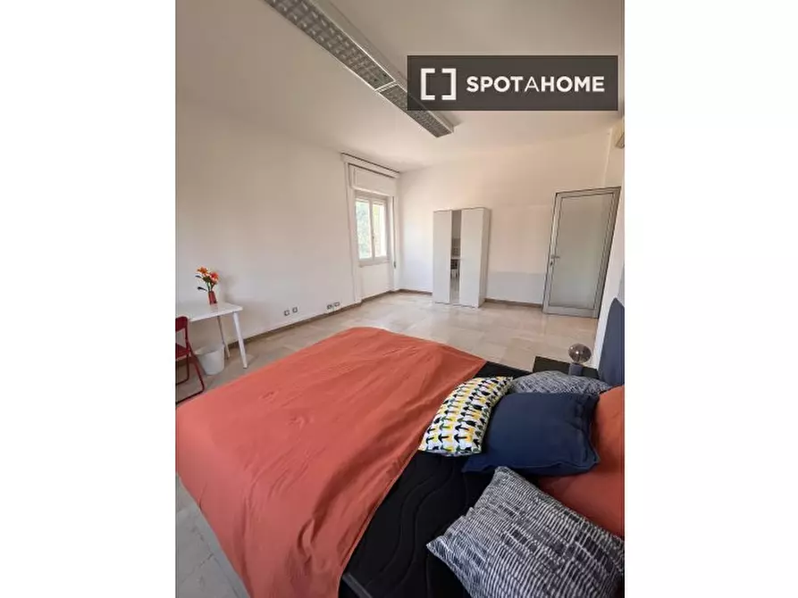 Immagine 15 di Camera condivisa in affitto  in Trento a Brescia