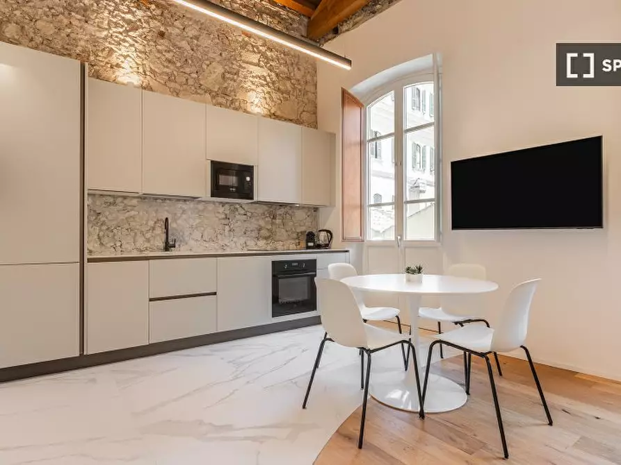 Immagine 2 di Appartamento in affitto  in Via Vittorio Porcile a Cagliari