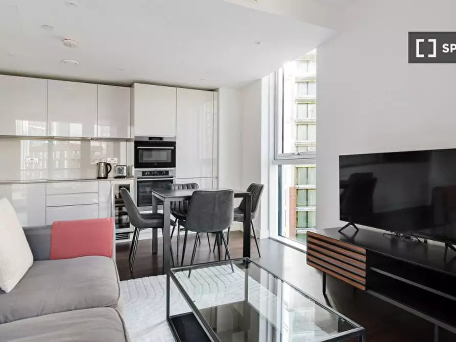 Immagine 3 di Appartamento in affitto  in Wandsworth Rd a Lambeth