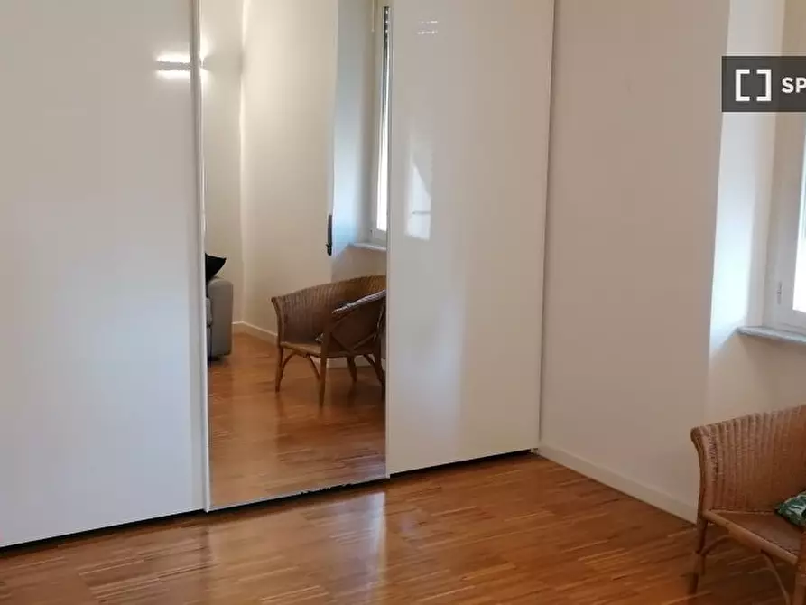 Immagine 14 di Camera condivisa in affitto  in Via dei Monti Lepini a Roma