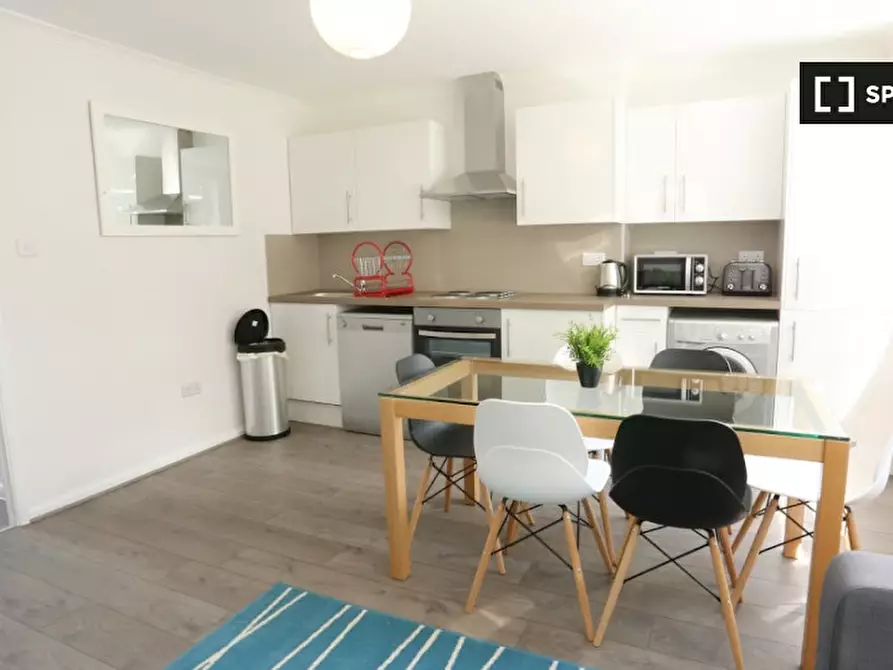 Immagine 17 di Camera condivisa in affitto  in Morant Street a Poplar