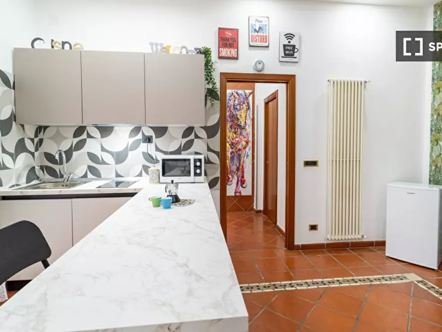Immagine 14 di Appartamento in affitto  in Via Cesare Rosaroll a Napoli