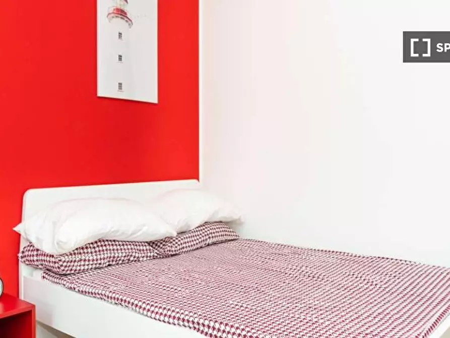 Immagine 1 di Camera condivisa in affitto  in Via fratelli Fraschini a Milano